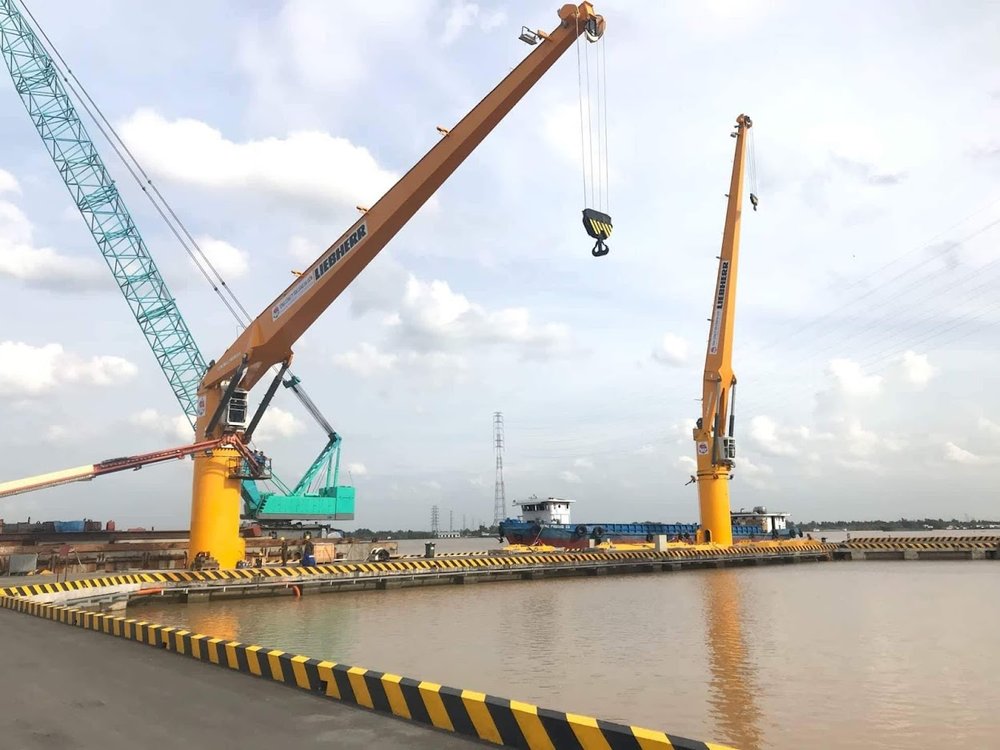 FCC 230 tại Cảng Cát Lái