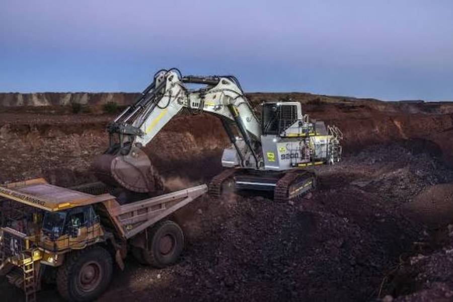 Máy xúc khai thác mỏ Liebherr