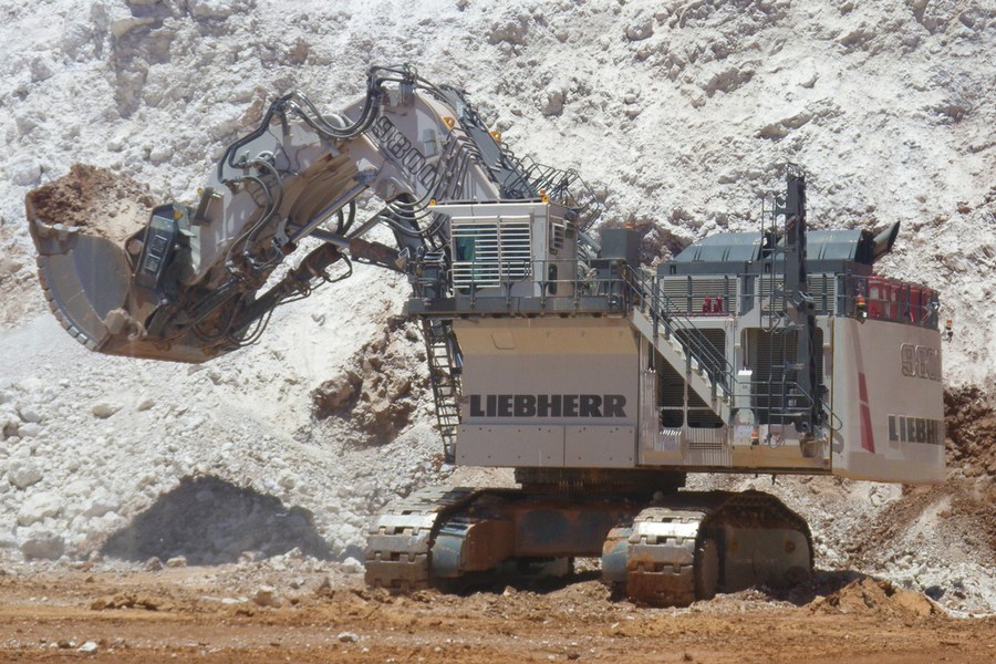 Máy xúc khai thác mỏ Liebherr